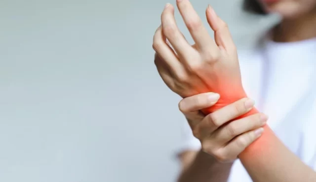 حرکات اصلاحی مچ دست